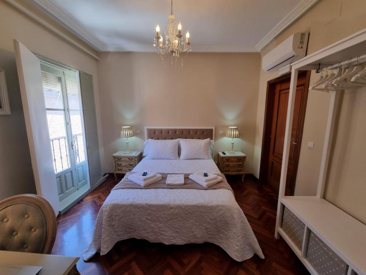 Casa de Huéspedes Lorca Alcalá de Henares Esterno foto