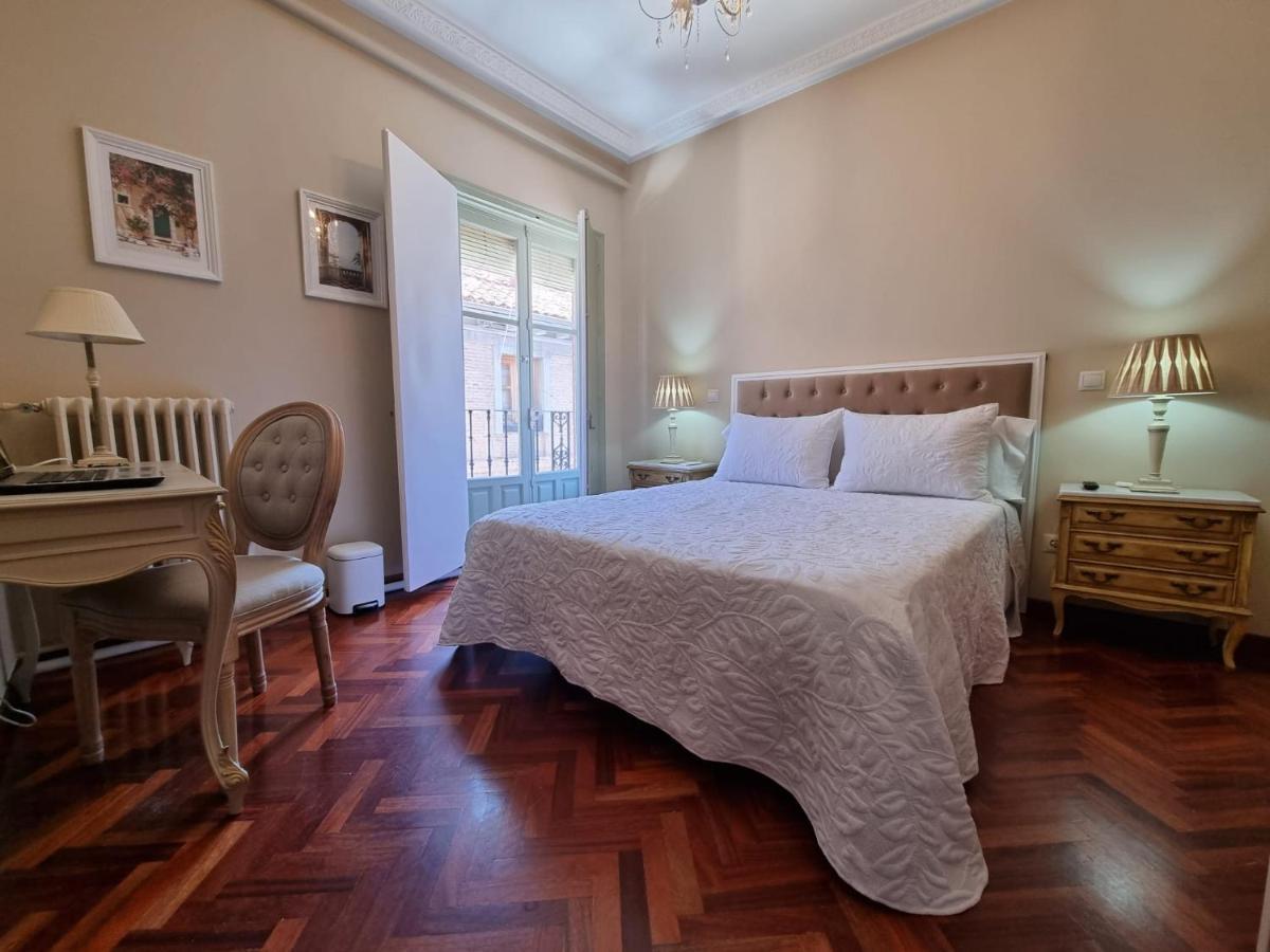 Casa de Huéspedes Lorca Alcalá de Henares Esterno foto