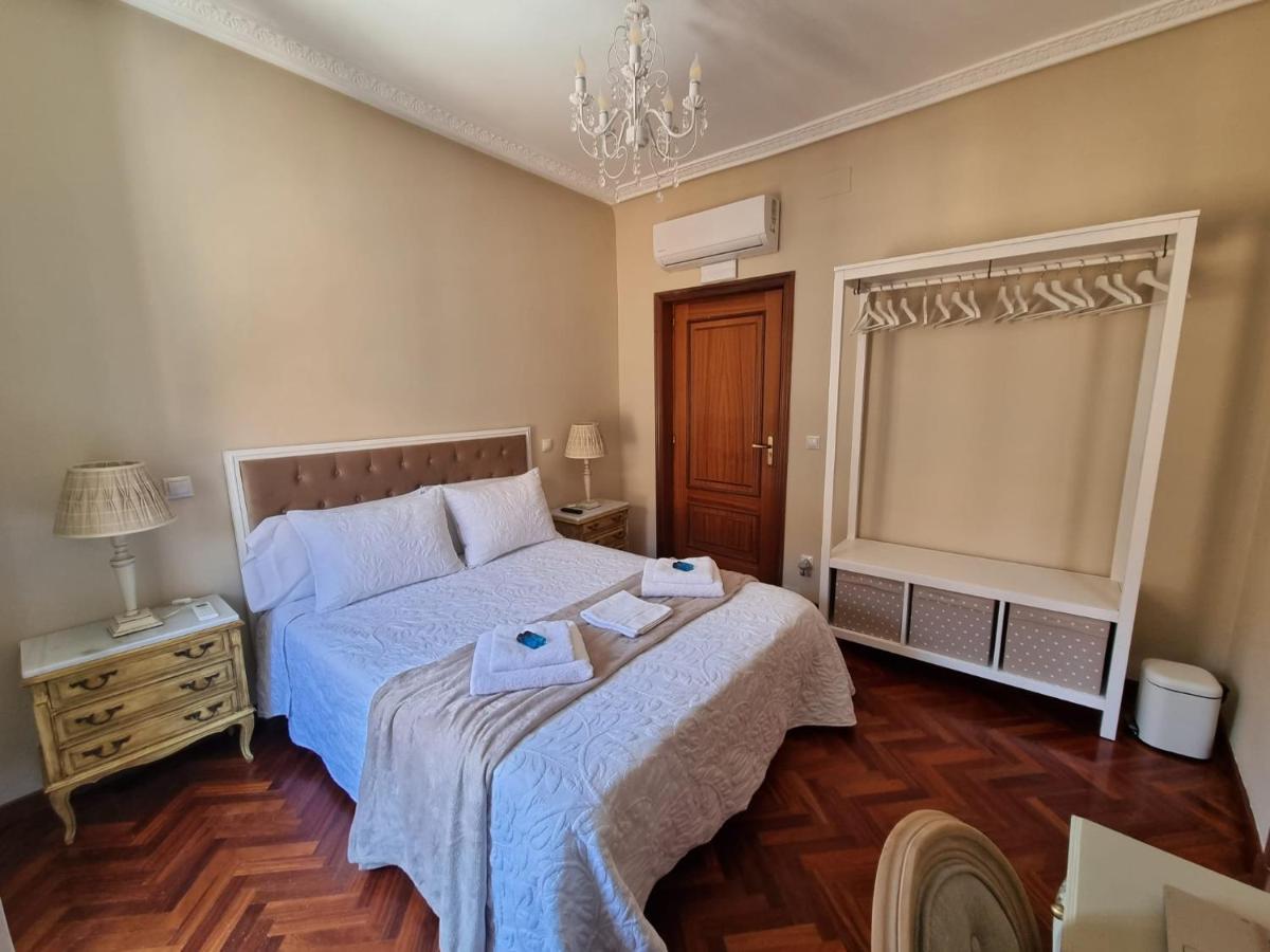 Casa de Huéspedes Lorca Alcalá de Henares Esterno foto