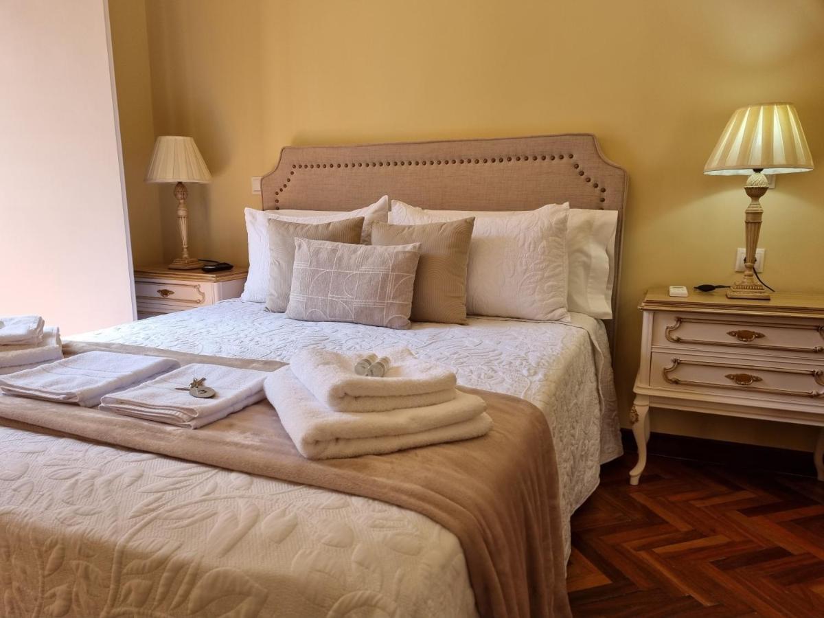 Casa de Huéspedes Lorca Alcalá de Henares Esterno foto