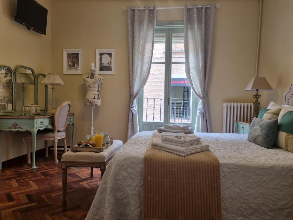 Casa de Huéspedes Lorca Alcalá de Henares Esterno foto