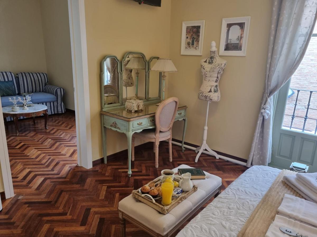 Casa de Huéspedes Lorca Alcalá de Henares Esterno foto