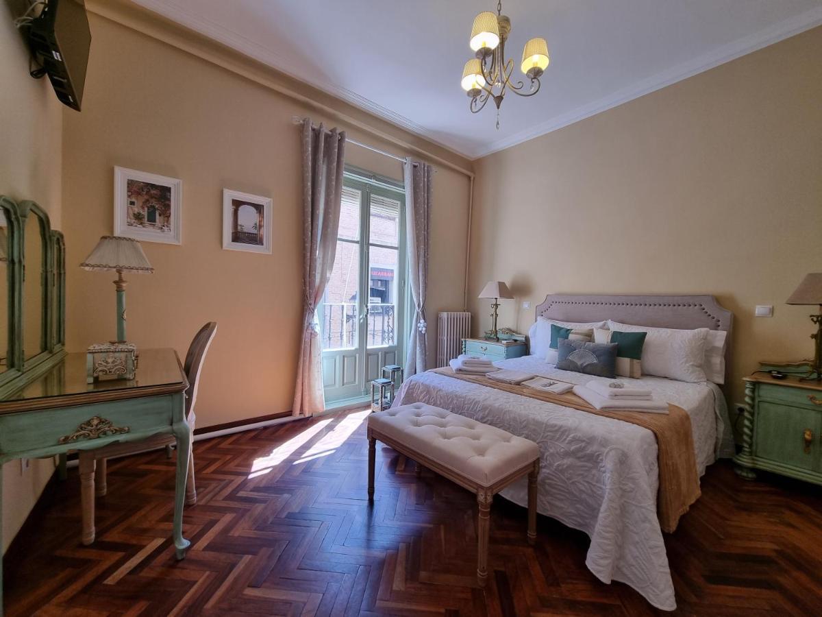 Casa de Huéspedes Lorca Alcalá de Henares Esterno foto