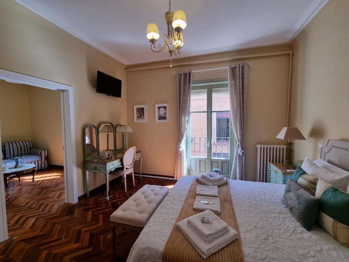 Casa de Huéspedes Lorca Alcalá de Henares Esterno foto